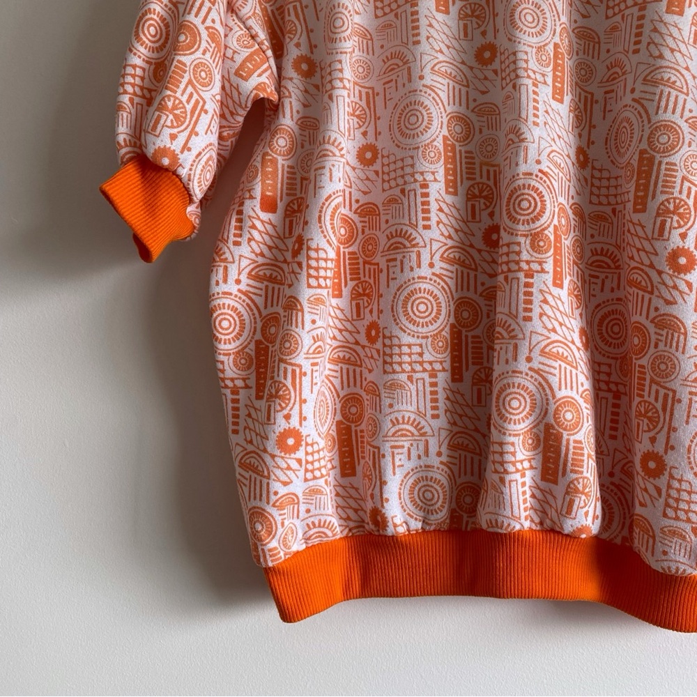 Express Retro Styled 90s Sweatshirt - Picture 11 of 13